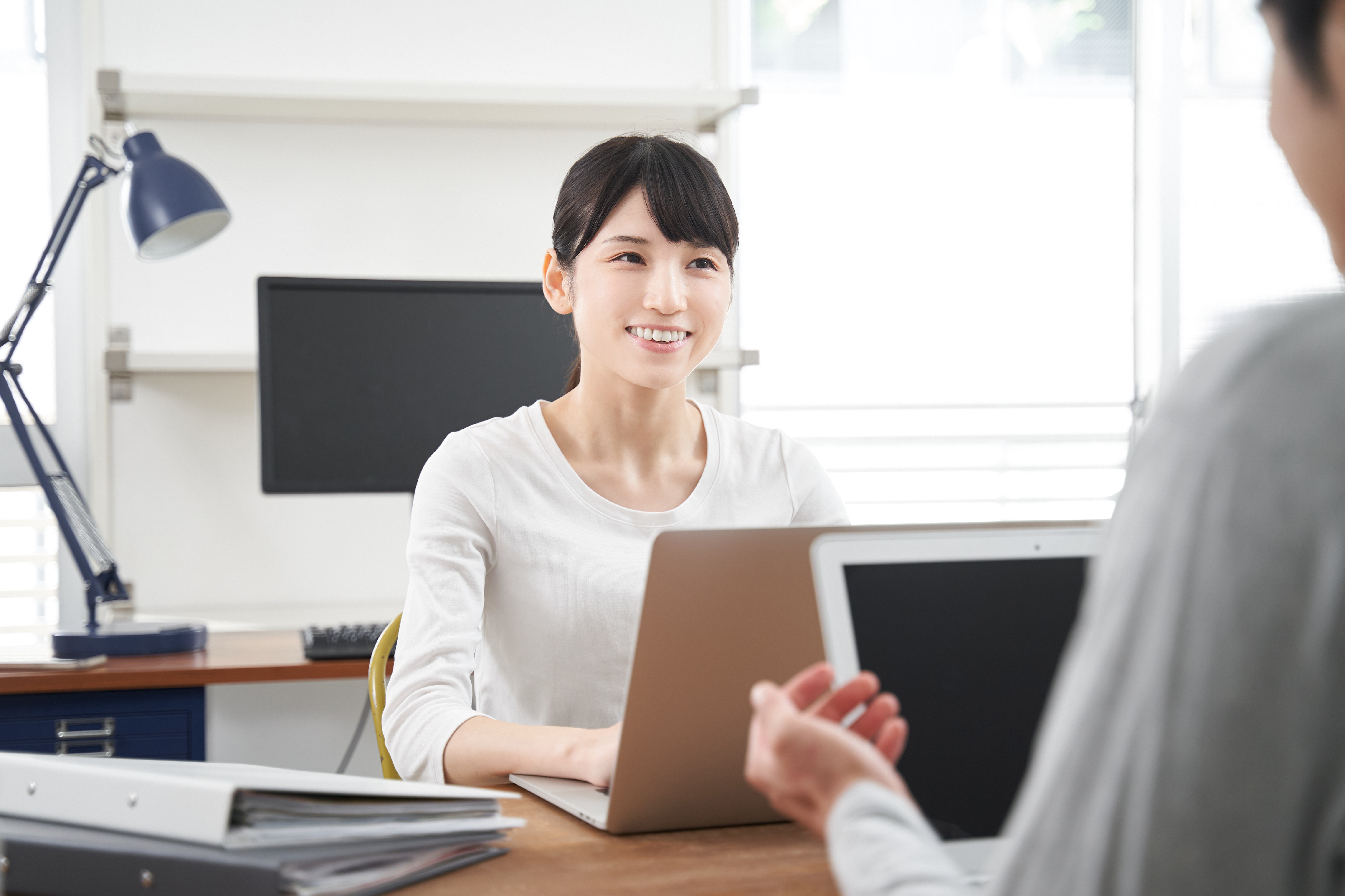 メンターと相談するイメージ