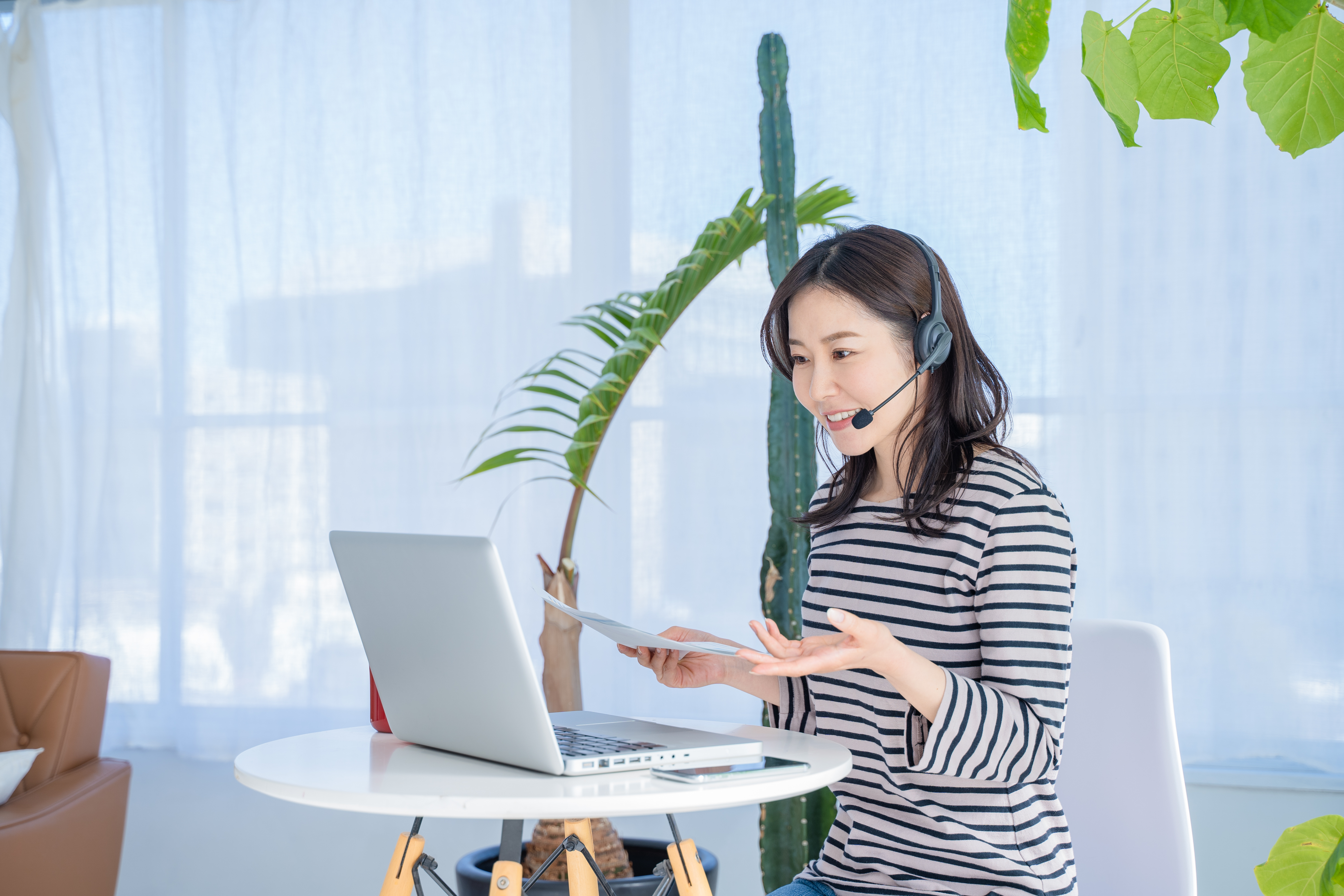 費用の不安を減らし、安心して学習に集中できるイメージ