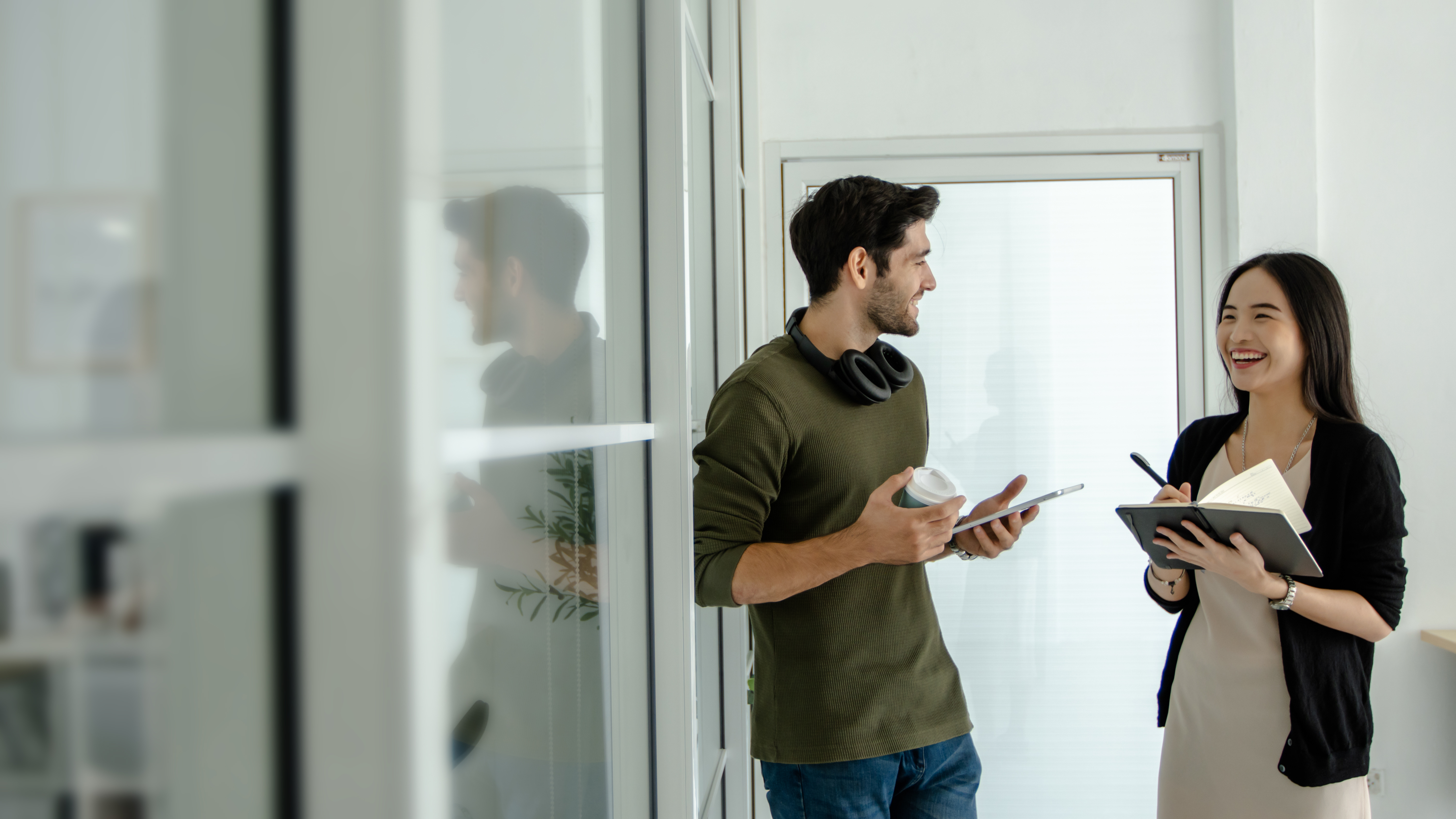 経営企画として経営課題を整理し提案するイメージ